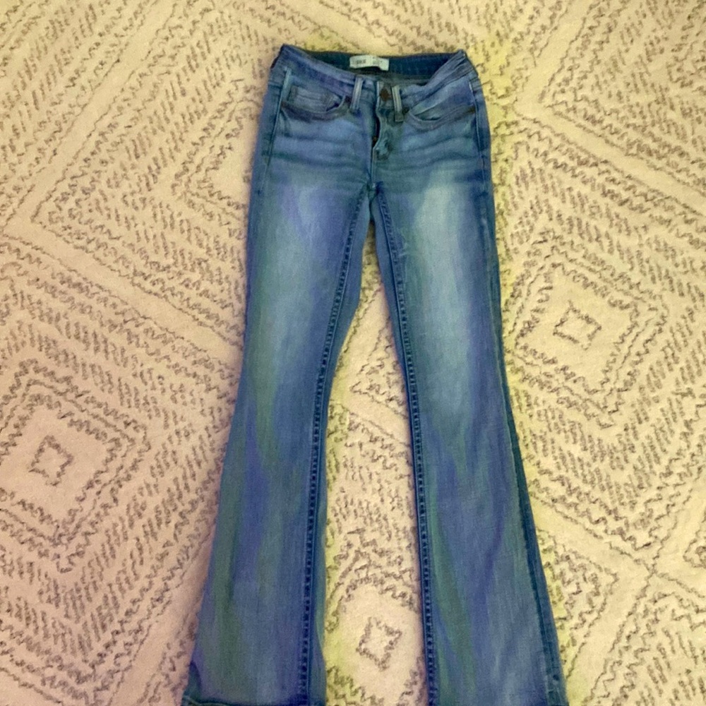 Bke jeans Stella slim fit low rise boot cut. 23 x 31 1/2. Great condition!